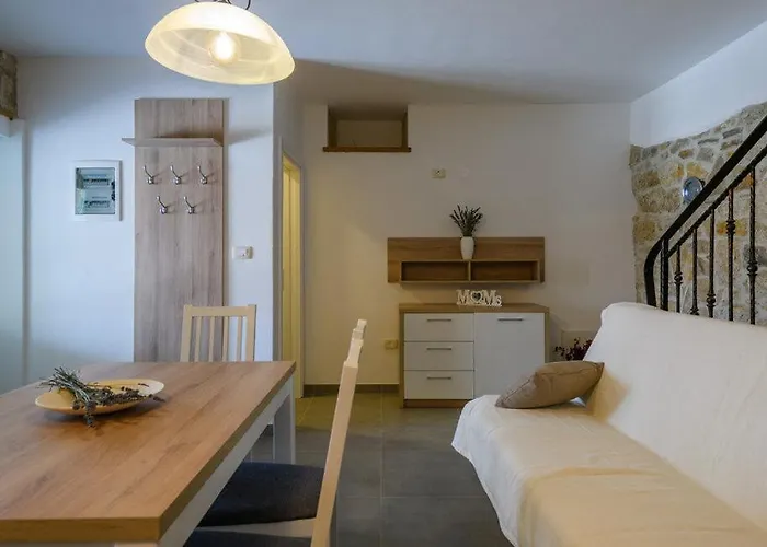 House Casa Della Nonna * Kršan
