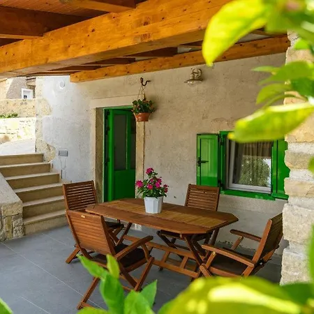 بيت للعطل House Casa Della Nonna Kršan
